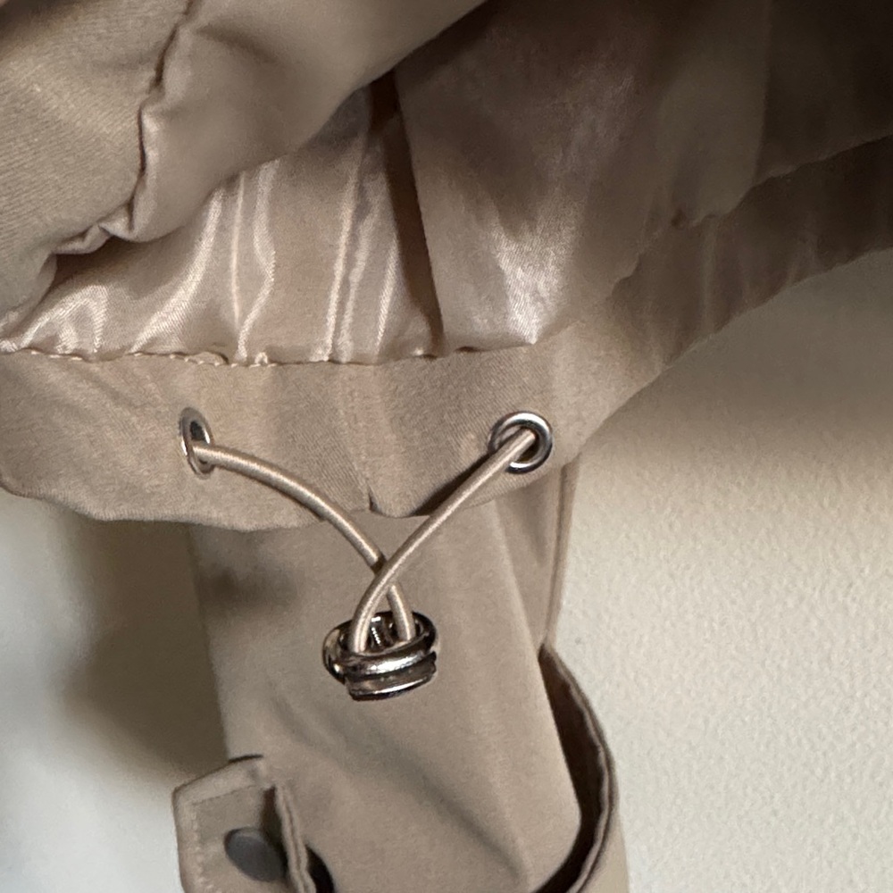 Cropped Khaki Utility Jacket - Women - Picture 3 of 6